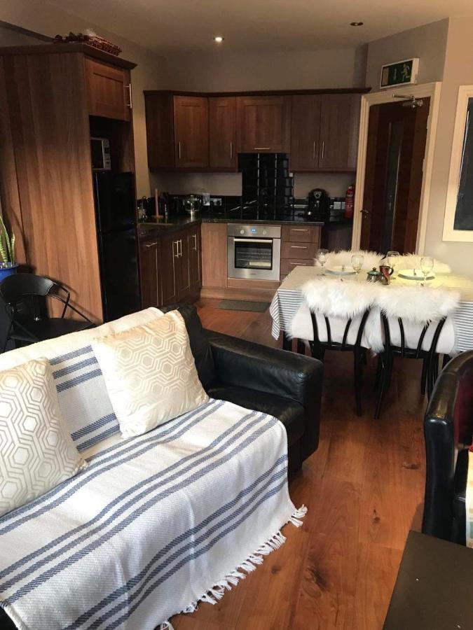 Centre Of Dingle Town - Luxury Holiday Apartment Ngoại thất bức ảnh