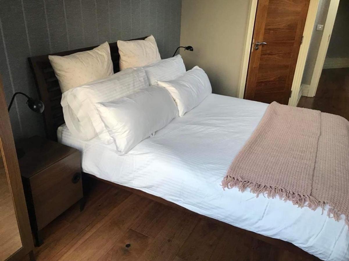 Centre Of Dingle Town - Luxury Holiday Apartment Ngoại thất bức ảnh